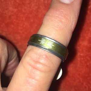 Spinner Ring With Maple 🍁 Leaves